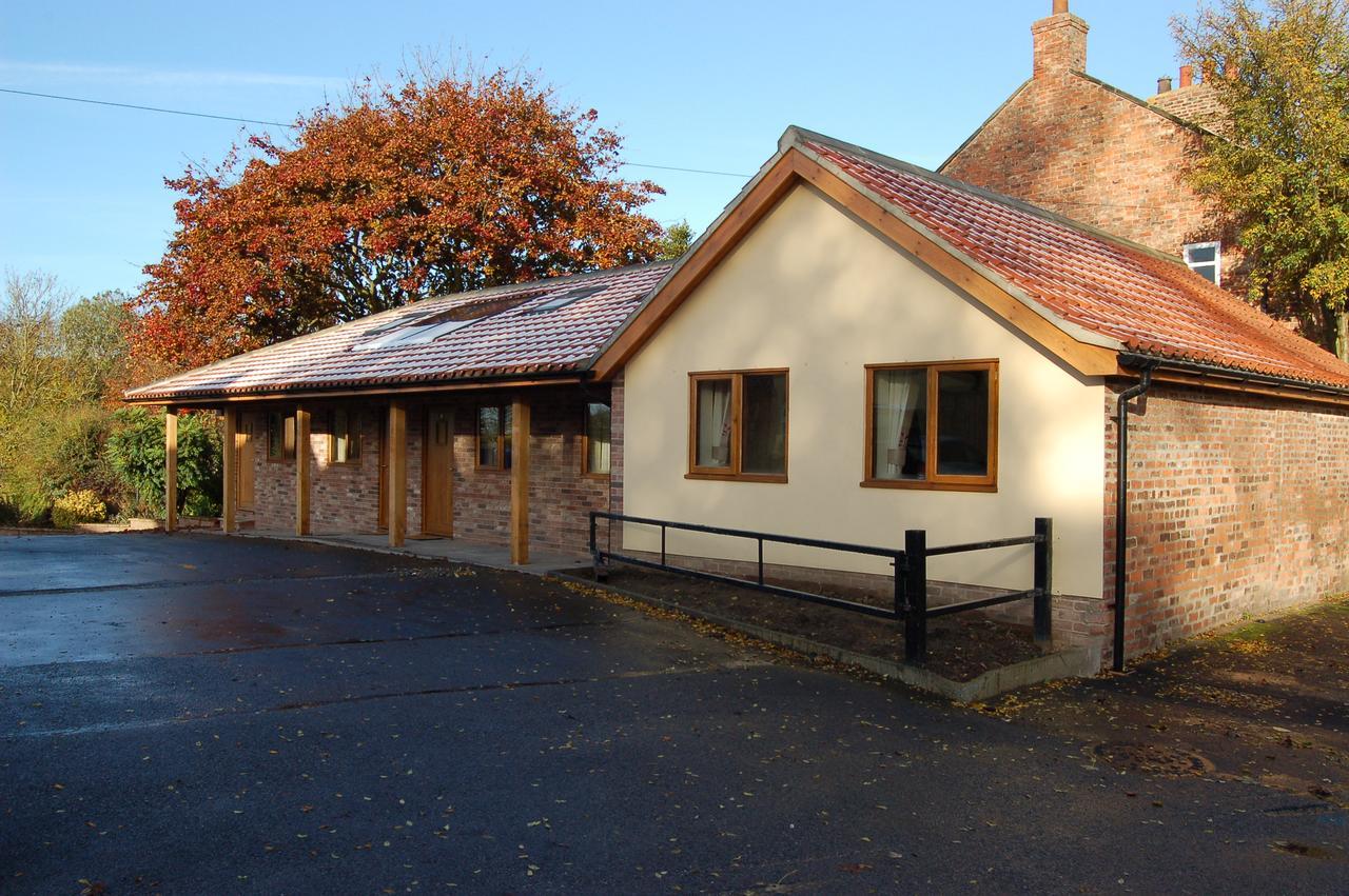 Hotel Old Oak Tree South Kilvington Exterior foto